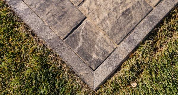 дорожные бетонные бордюры